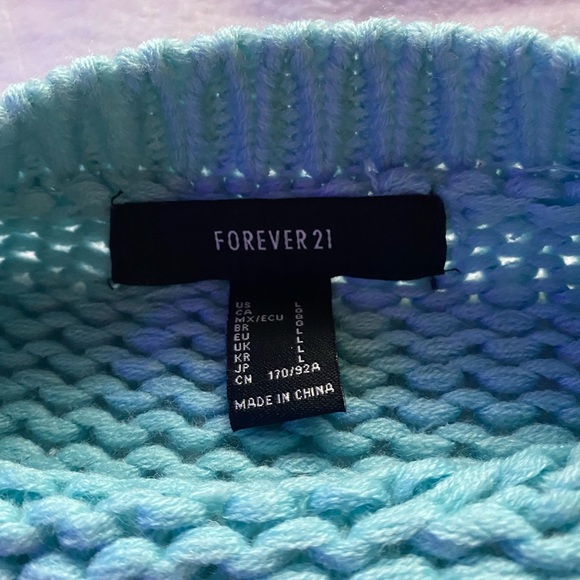 Woman’s Blue Knit Sweater - Picture 4 of 4